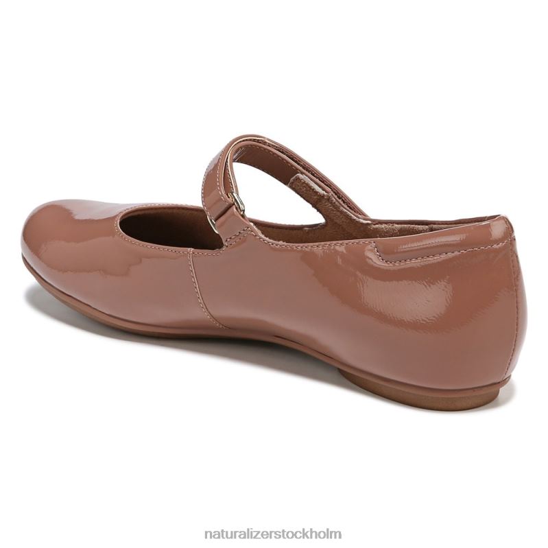 Maxwell Mary Jane platt hasselnötsläder 444DB50 lägenheter | Naturalizer kvinnor