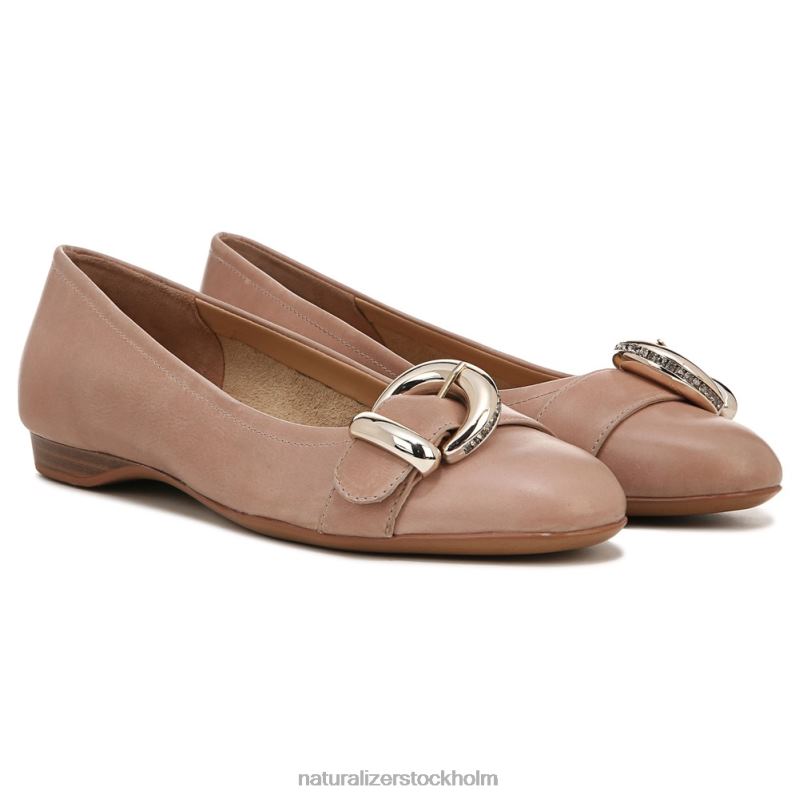 polly platt taupe läder 444DB531 lägenheter | Naturalizer kvinnor