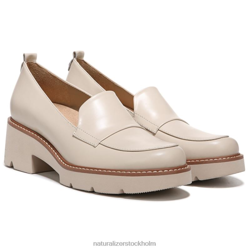darry lug sole loafer porslinskinn läder 444DB166 loafers | Naturalizer kvinnor