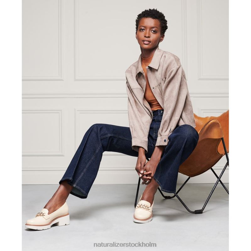 desi loafer vanilj creme läder 444DB153 loafers | Naturalizer kvinnor