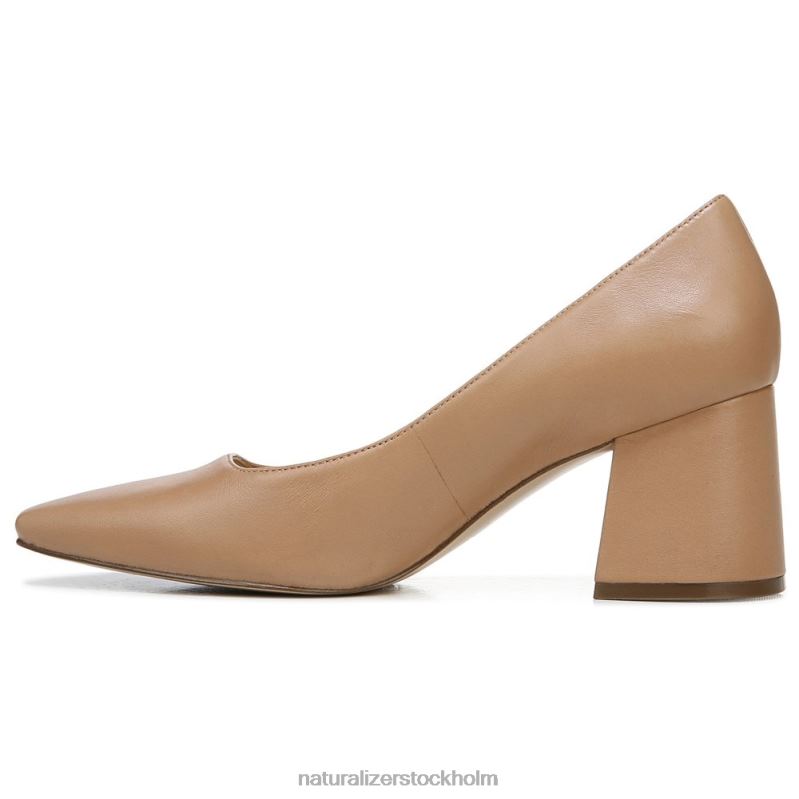 27 redigera licia pump taupe läder 444DB109 pumpar | Naturalizer kvinnor