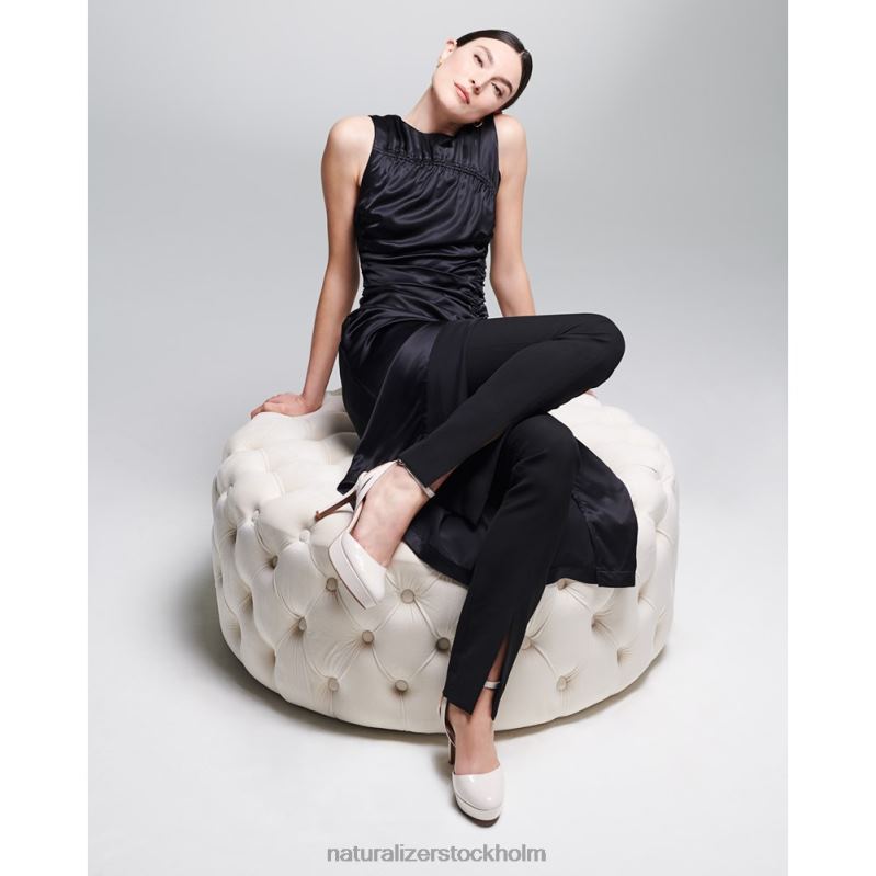 clarice pump med ankelrem satin pärlläder 444DB172 pumpar | Naturalizer kvinnor