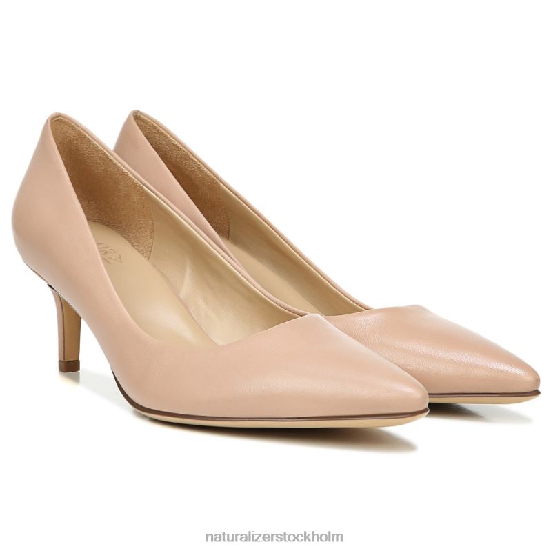 everly pump creme brulee läder 444DB210 pumpar | Naturalizer kvinnor